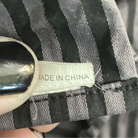 Luchiano Visconti Button Down Men’s 2XL Black & Grey Striped Long Sleeved Shirt - Picture 8 of 11